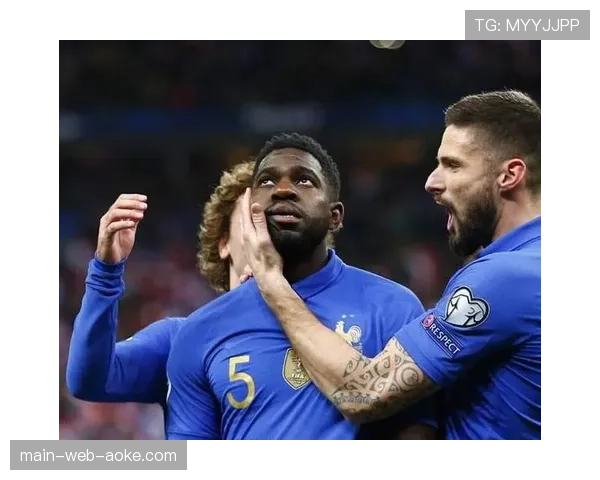 巴塞罗那俱乐部商务总监证实，正与一家中国科技公司就袖标广告进行深入谈判